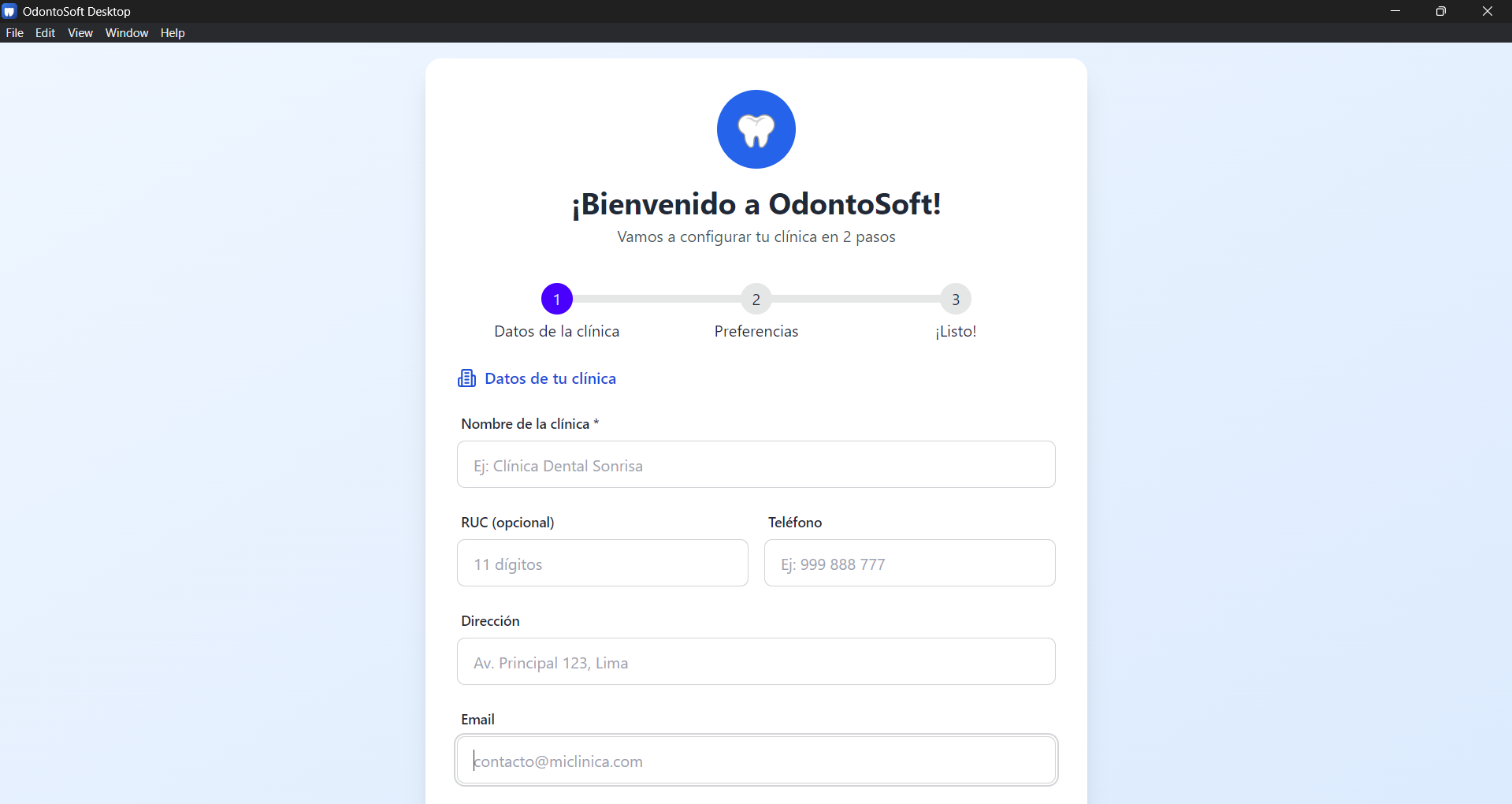Asistente de bienvenida de OdontoSoft para configurar tu clínica (nombre, RUC, teléfono)